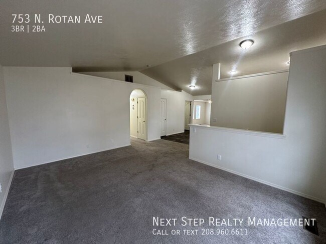 Foto del edificio - 3 Bed 2 Bath with RV Parking - Meridian