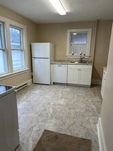 Building Photo - 77 Sailly Ave