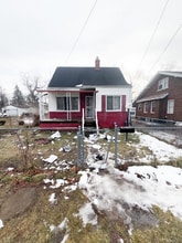 Building Photo - 762 E Alma Ave