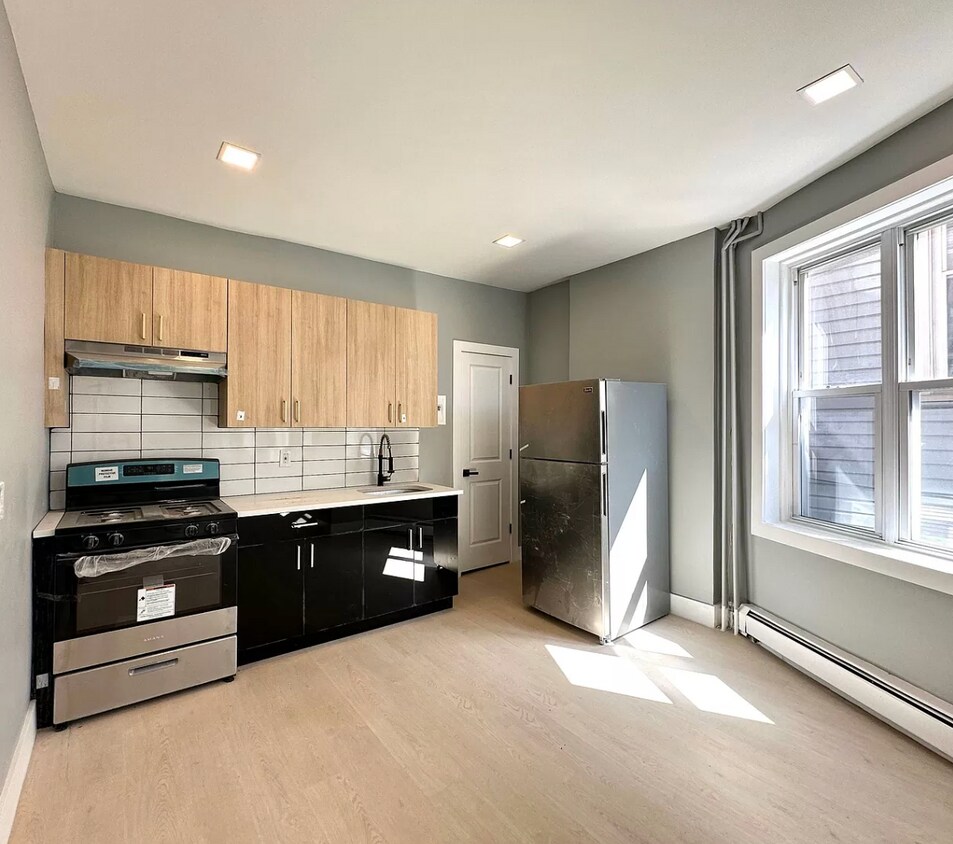 12 Grant Ave Unit 6, Harrison, NJ 07029 Apartments in Harrison, NJ