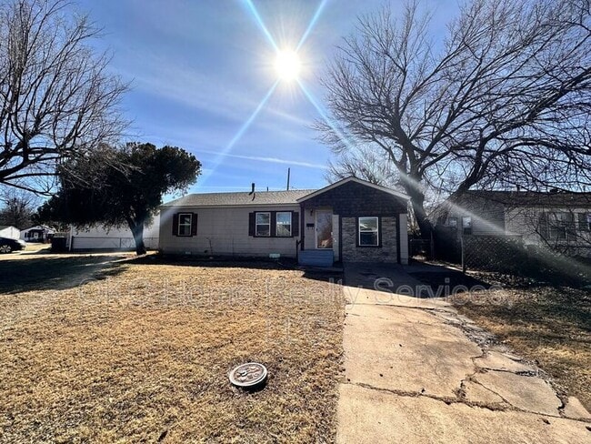 Foto del edificio - 312 Bolton Pl