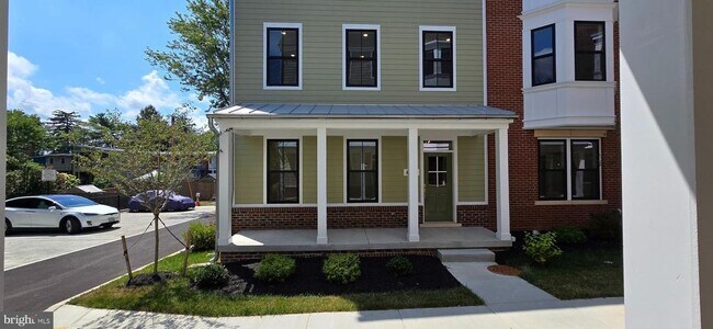 Building Photo - 418 Chapel Alley