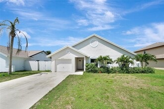 Building Photo - 22471 Grouper Ct