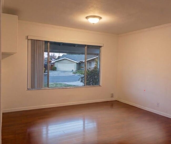 Building Photo - 6728 Melody Ct