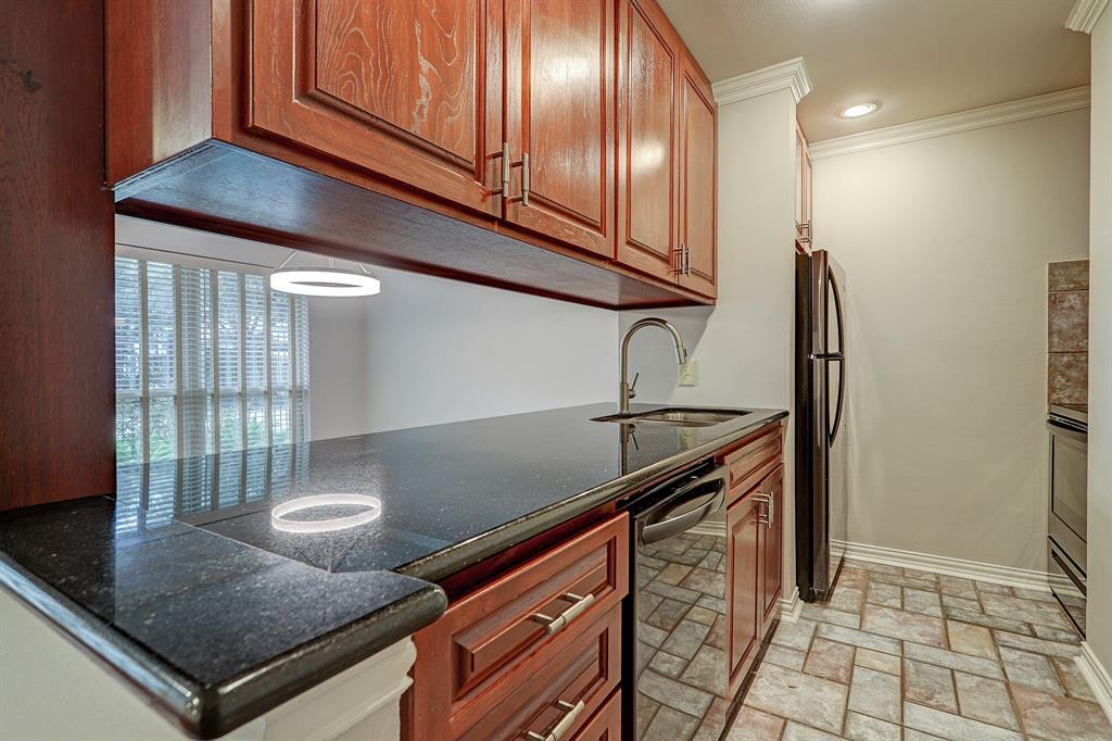 Foto principal - 611 Hawthorne St