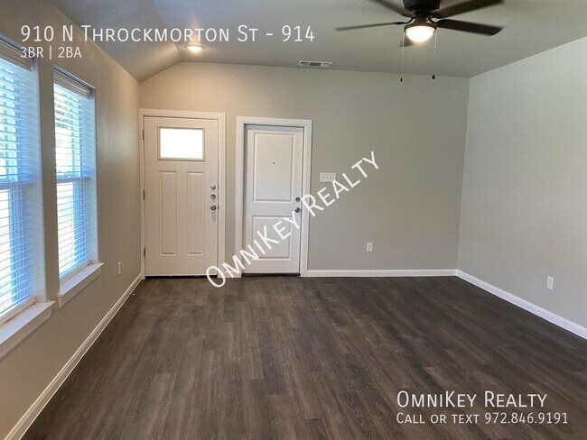 Foto del edificio - 910-914 N Throckmorton St