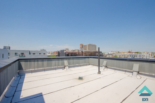 Foto del edificio - 378 Harman St