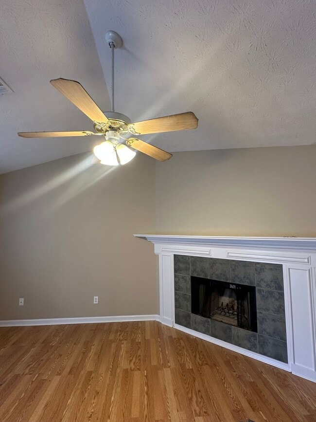 Photo - Single Family Home in Gillsville