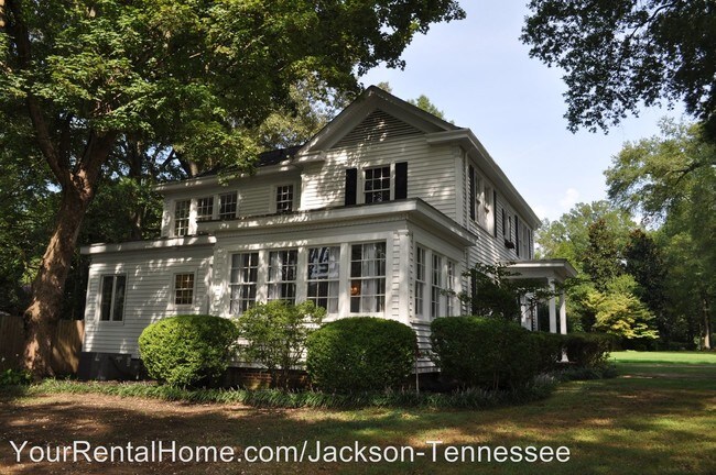 Foto del edificio - 3 br, 2 bath House - 26 Northwood Ave