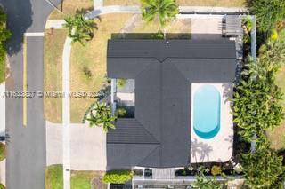 Foto del edificio - 2132 NE 63rd St