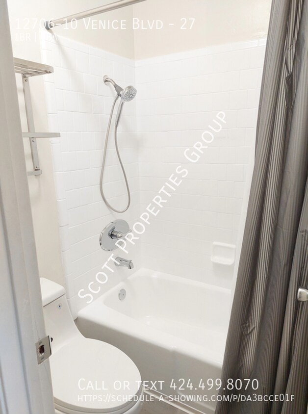 Building Photo - Modern 1-Bedroom Apartment in Prime Los An...