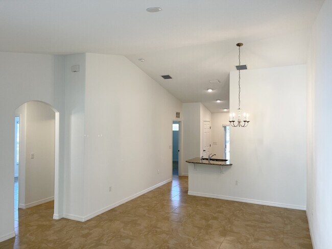 Building Photo - 19 Ponderosa Ln