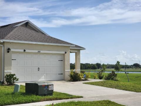 Foto del edificio - 1989 Egret Meadows Ave