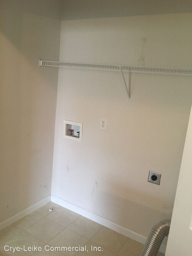 Building Photo - 3 br, 2.5 bath House - 8817 Dolcetto Grove
