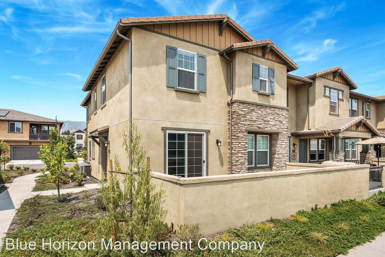 Foto principal - 3 br, 2.5 bath House - 6621 Fathom Way