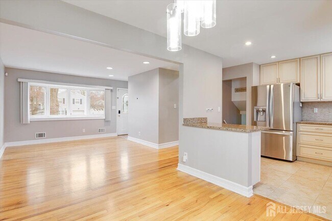 Foto del edificio - 3316 Beverly Rd