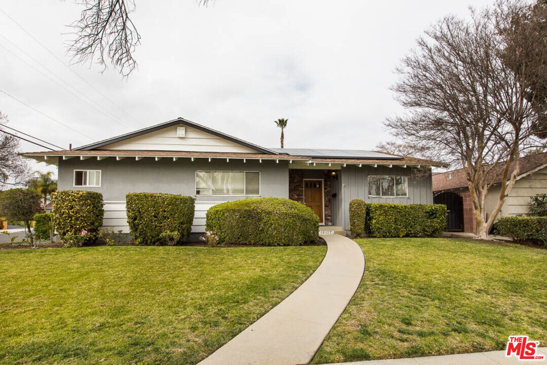 Foto principal - 16127 Knapp St