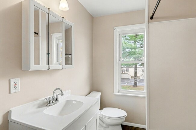 Building Photo - 3327-3329 Market Street