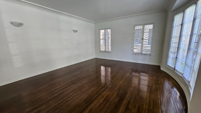 Foto del edificio - 118 N Gale Dr