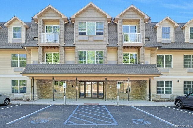 Building Photo - 962 Rte 9W