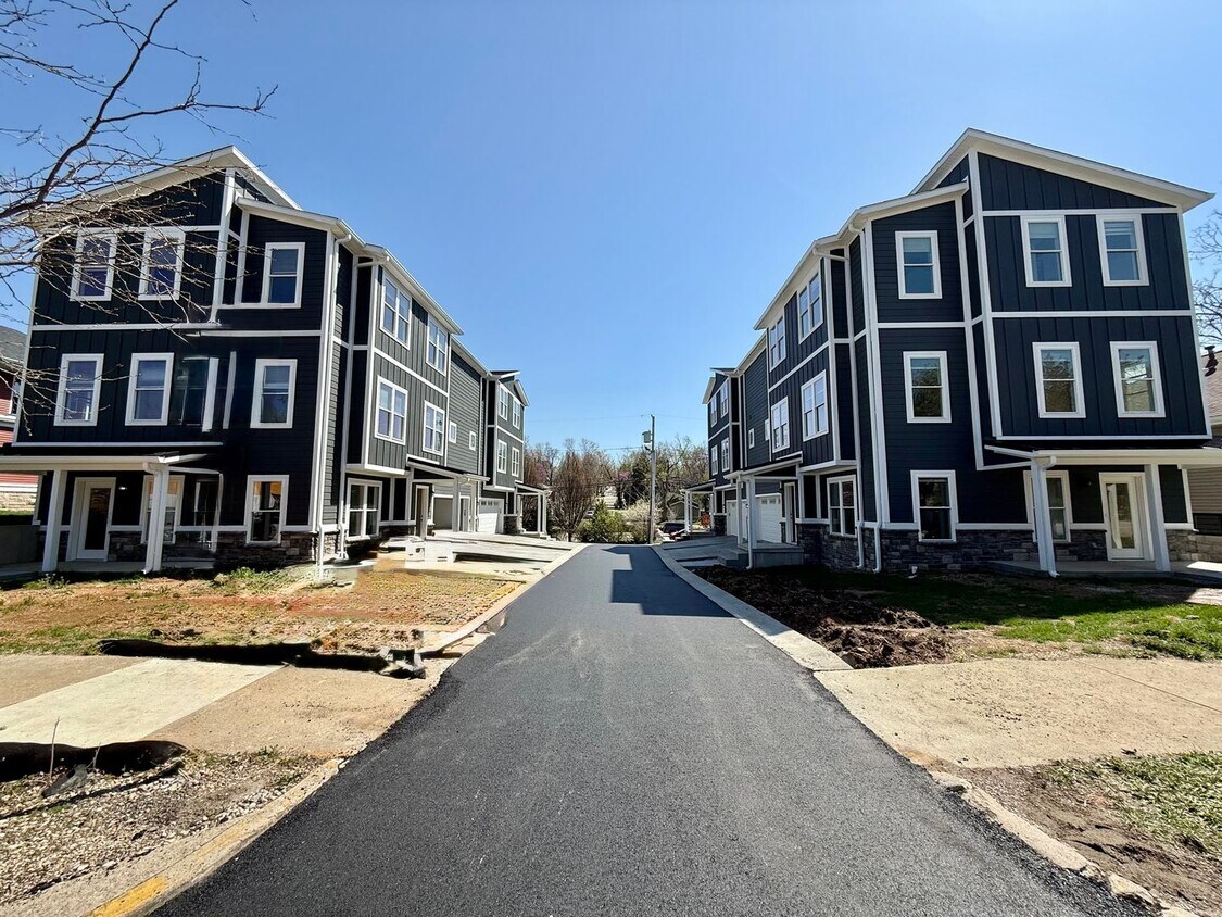 Foto principal - *August 2026* - Newly Built New 5 Bed, 5 B...