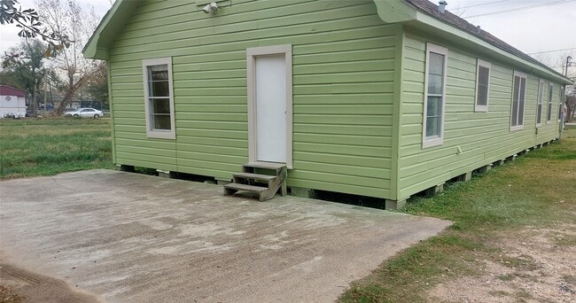 Building Photo - 16317 Avenue D