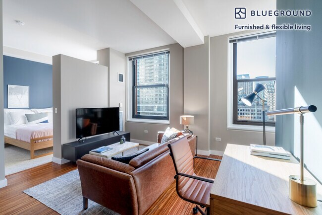 Foto del edificio - 63 E Lake St