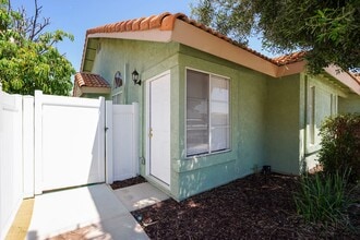 Building Photo - 26074 Bay Ave
