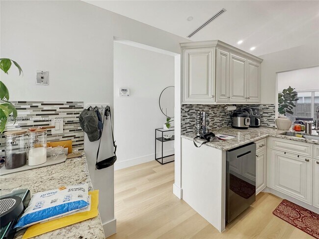 Foto del edificio - 10831 SW 159th Terrace