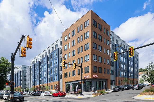 Building Photo - DUO
