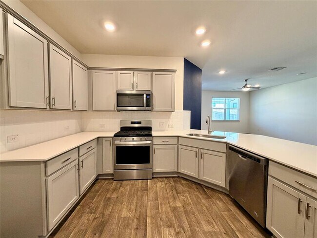 Foto del edificio - 3008 Louris Ln