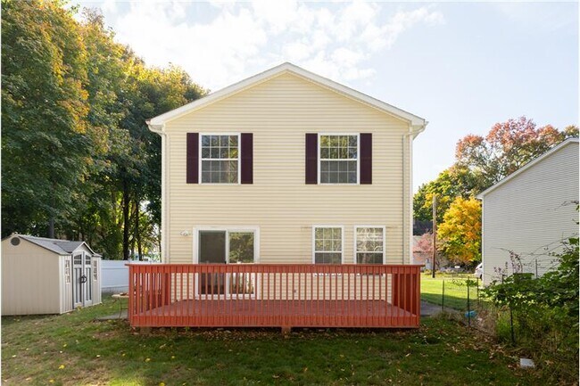 Building Photo - 107 Waverly Ave