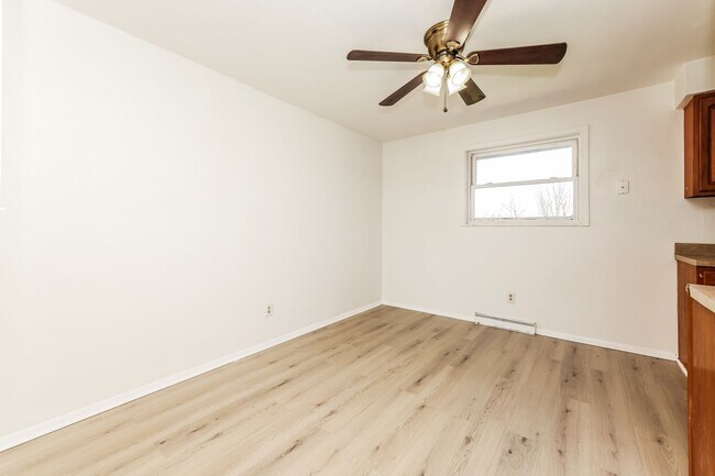 Foto del edificio - 425-453 Ogden Road