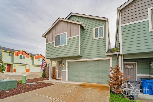 Building Photo - 5609 NE 74th Ct