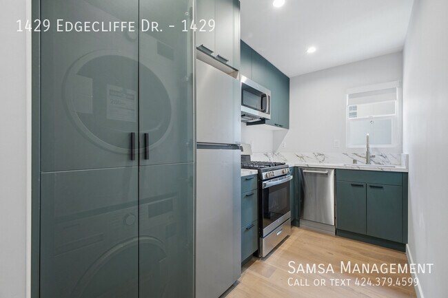 Foto del edificio - 1429 Edgecliffe Dr