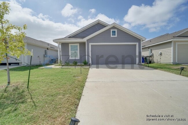Building Photo - 627 Cochran Dr