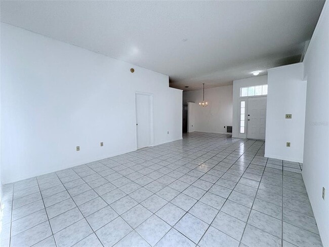Building Photo - 11732 Cuxham Dr