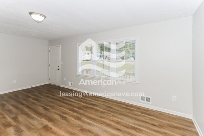 Building Photo - 1570 Engle Dr