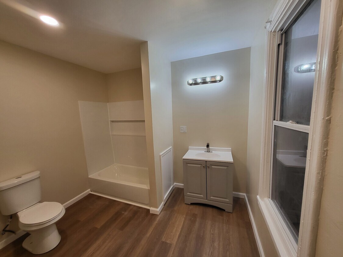 Foto principal - 1313 W Rush St