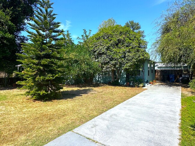 Building Photo - Charming 3-Bedroom, 1.5 Bath Home in Seren...