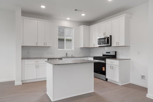 Building Photo - 24656 Monarch Forest Dr