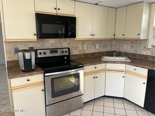 Foto del edificio - 27C Benjamin Franklin Dr