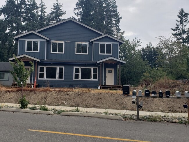 Building Photo - 2321 Sidney Ave
