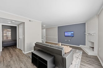 Building Photo - 4901 Pence Ct