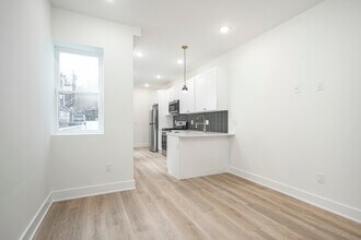 Building Photo - 1822 S 20th St