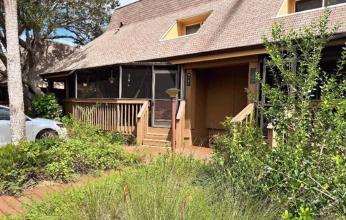 Foto principal - 6281 Treetop Dr