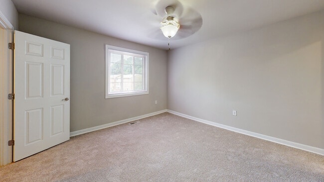 Interior Photo - Arbor Park of Alexandria