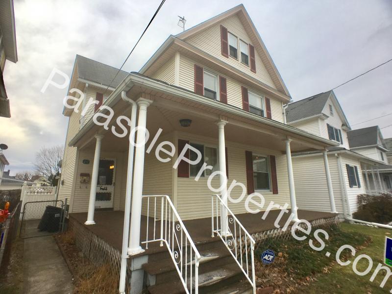 Primary Photo - 612 Dean St