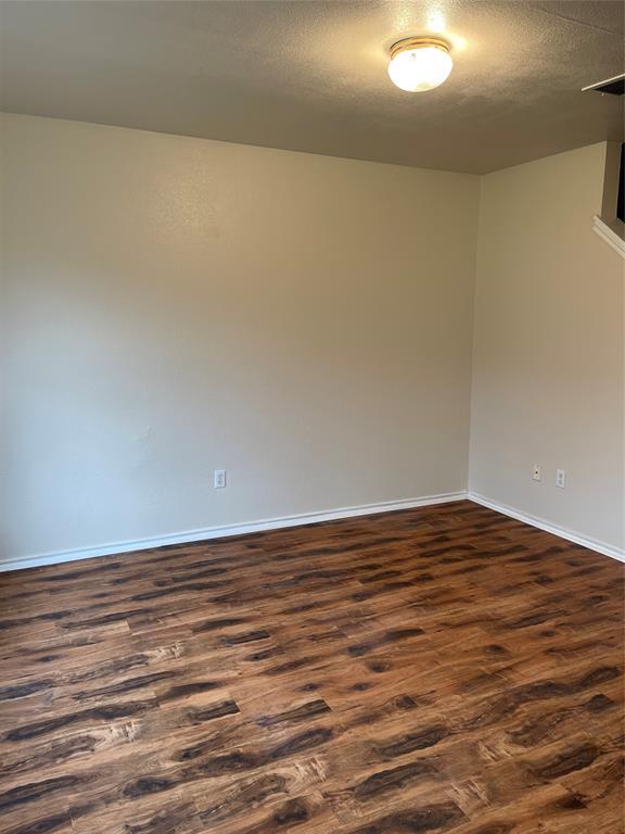 Foto del edificio - 1013 Christopher Ave