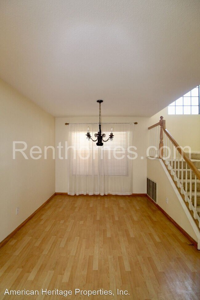 Building Photo - 4 br, 2.5 bath House - 7289 Kamwood Street